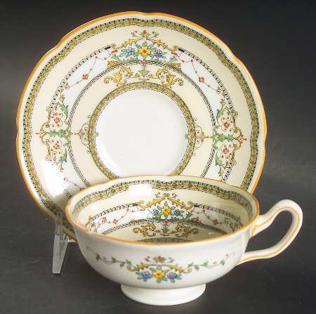 The Lorraine Footed Cup & Saucer Set
