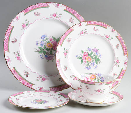 Lowestoft 5 Piece Place Setting