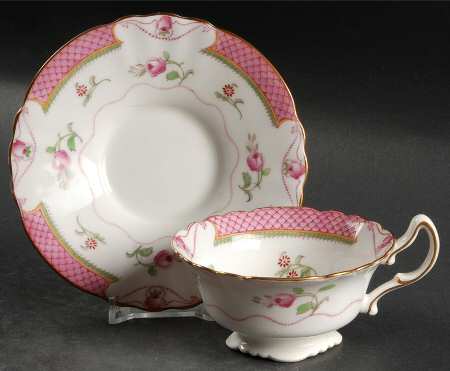 Lowestoft Footed Cup & Saucer Set