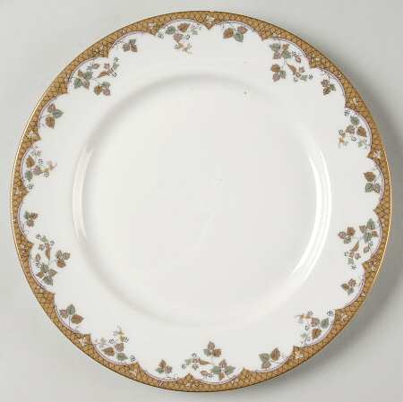 Lynnewood Luncheon Plate