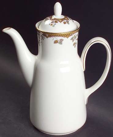 Lynnewood Coffee Pot & Lid