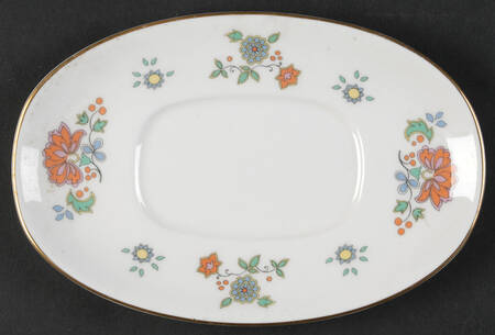 Madrigal Underplate for Gravy Boat