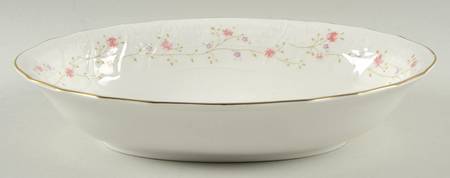 Madeira 9" Oval Vegetable Bowl