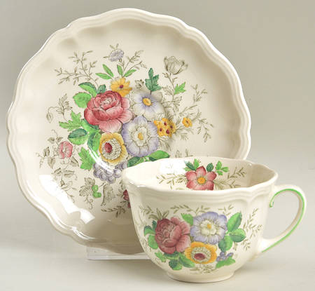 Malvern Oversized Cup & Saucer Set