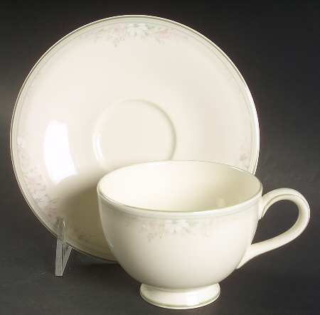 Matinee Micro Footed Cup & Saucer Set