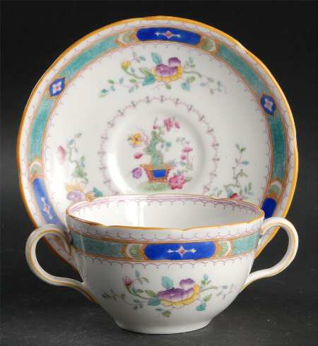 Mandarin (Scalloped) Flat Bouillon Cup & Saucer