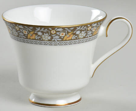 Maplewood Footed Cup