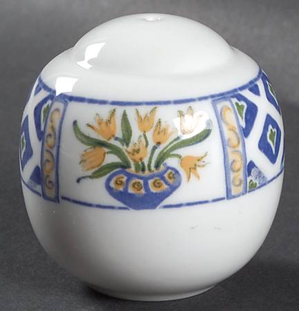 Marisol Salt Shaker
