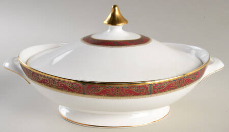 Martinique Oval Covered Vegetable