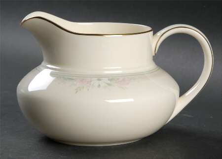 Matinee Gravy Boat