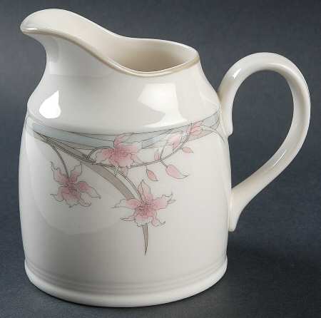 Mayfair (Lambethware) Creamer