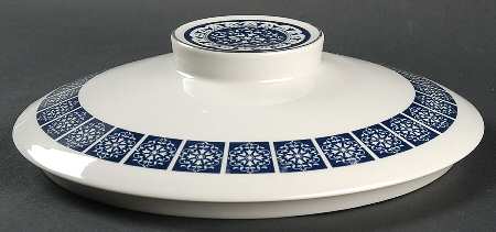Medallion Lid for Round Vegetable