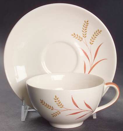 Meadow Glow Flat Cup & Saucer Set