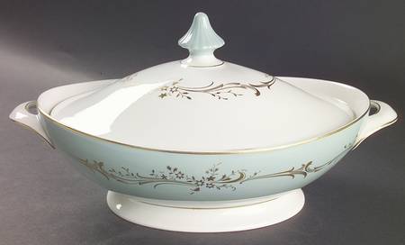 Melrose Oval Covered Vegetable
