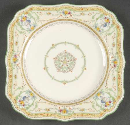 The Melfont Square Luncheon Plate