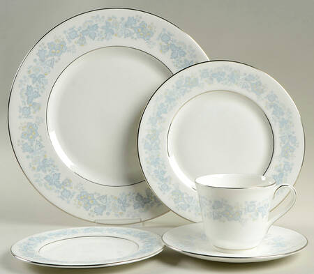 Meadow Mist 40 Piece Estate Set