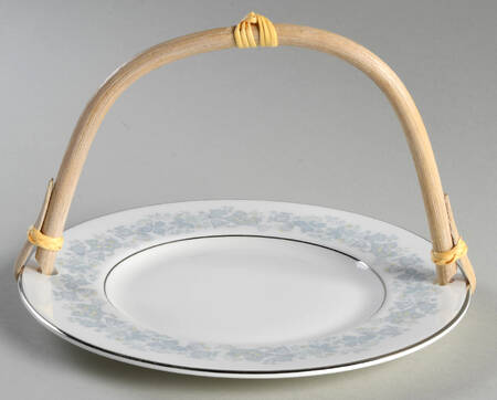 Merryweather 5 3/8"-5 5/8" Bamboo Handled Serving Plate  HC
