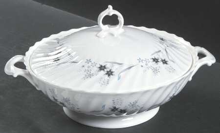 Millefleur Round Covered Vegetable