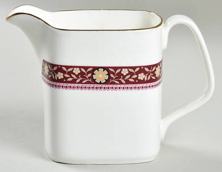 Minuet Creamer