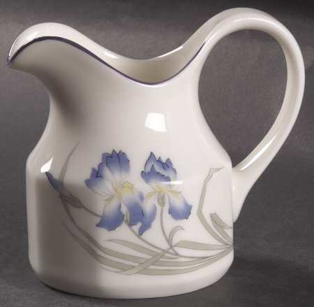 Minerva Mini Creamer