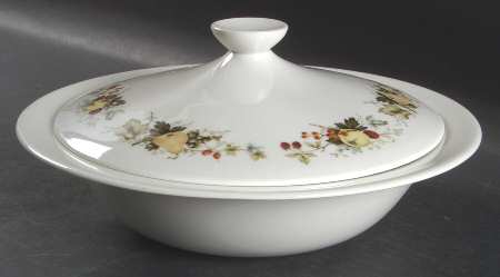 Miramont Round Covered Vegetable
