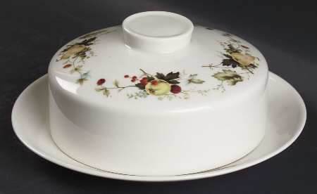 Miramont Round Covered Butter