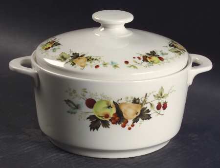 Miramont 2 Qt Round Covered Casserole