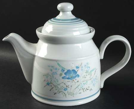 Morning Dew Teapot & Lid by Royal Doulton