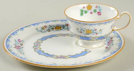 Morella Blue (H2474, Light Cream Background) Snack Plate & Cup Set
