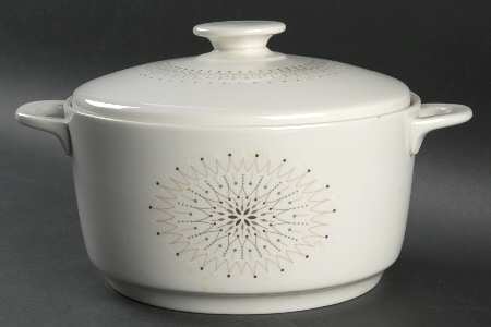 Morning Star Medium Oven-to-Table Round Covered Casserole