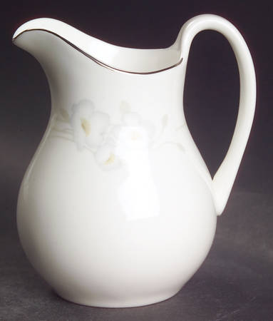 Mystique Creamer