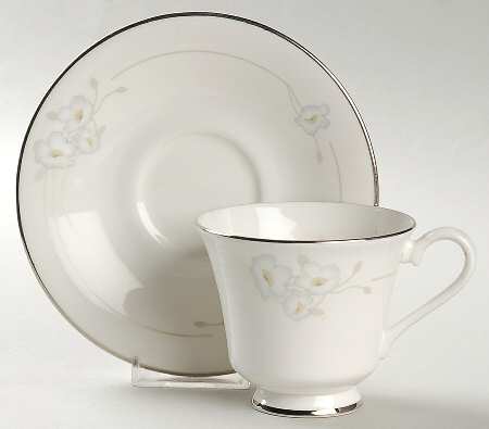 Mystique Footed Cup & Saucer Set