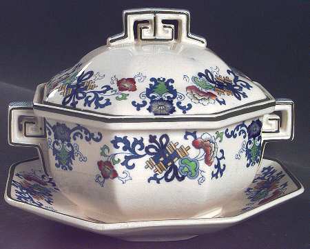 Nankin Sauce Boat & Lid with Underplate