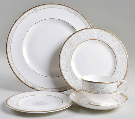 Naples (Gold Trim) 40 Piece Estate Set