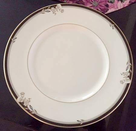 Newbury by Royal Doulton