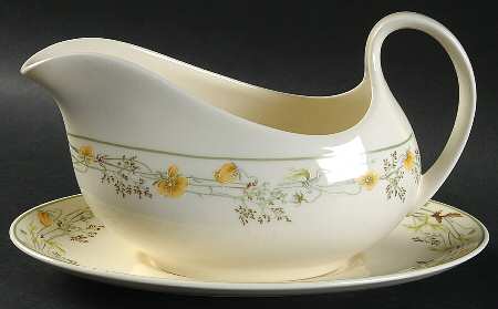 Nicole Gravy Boat & Underplate