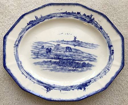 Norfolk Blue (Multisided) 18" Oval Serving Platter