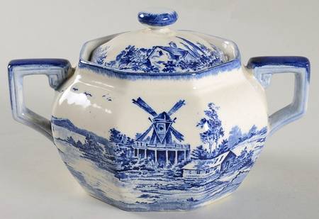 Norfolk Blue (Multisided) Sugar Bowl & Lid
