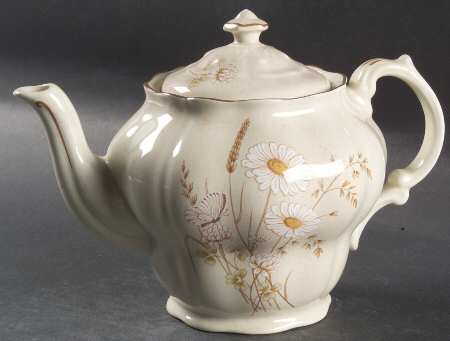 Norfolk Teapot & Lid