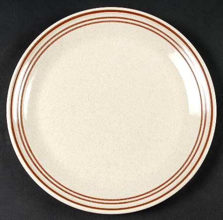 Nutmeg Salad Plate