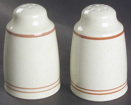 Nutmeg Salt & Pepper Set