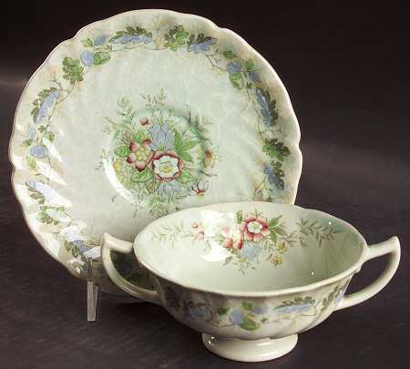 Oakland Footed Cream Soup Bowl & Saucer Set