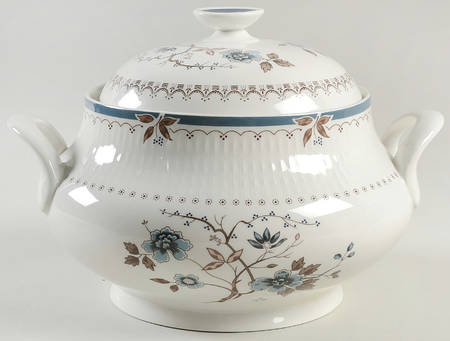 Old Colony Tureen &  Lid