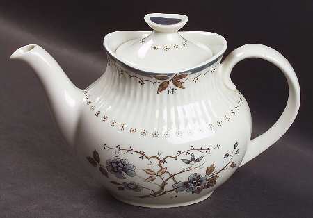 Old Colony Mini Teapot & Lid