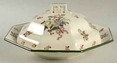 Old Leeds Spray Muffin Dish & Lid