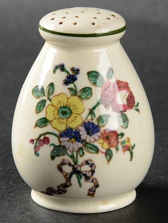 Old Leeds Spray Salt Shaker