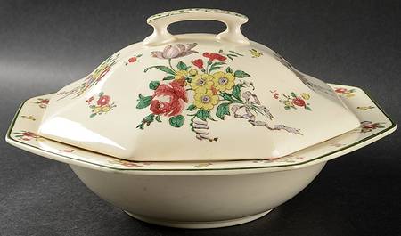 Old Leeds Spray Round Covered Vegetable