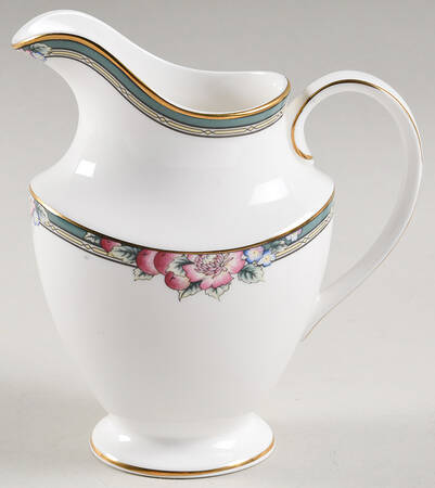 Orchard Hill Creamer