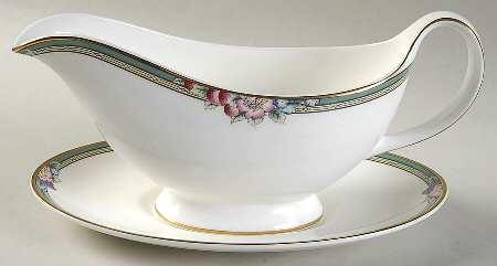 Orchard Hill Gravy Boat & Underplate