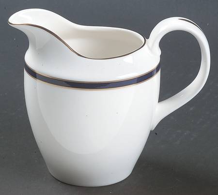Oxford Blue Creamer